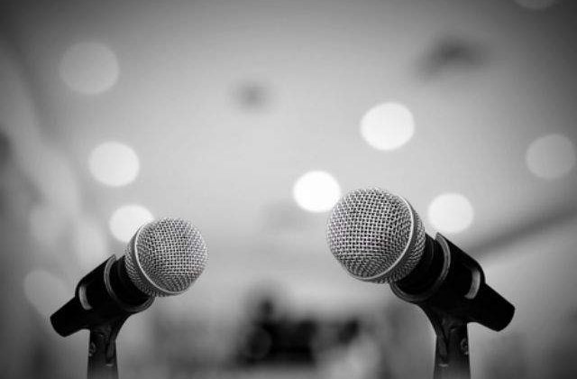 Echipa de dezbateri a Universitatii Harvard a pierdut in fata unui grup de prizonieri