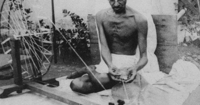  Top  Fii schimbarea pe care o vrei! 10 citate din Gandhi care te inspira