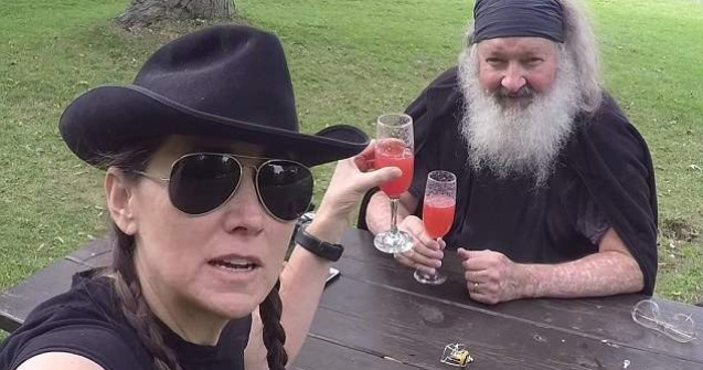 Randy Quaid si sotia lui, arestati la granita americano-canadiana