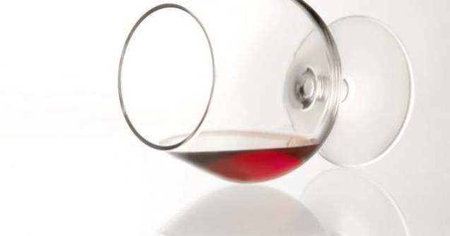  Top  Cand devine alcoolul mai periculos decat drogurile