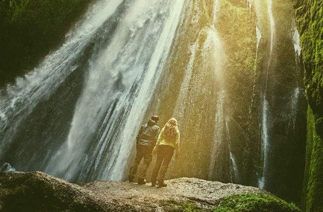 [FOTO] Au renuntat la o nunta extravaganta pentru a face ASTA