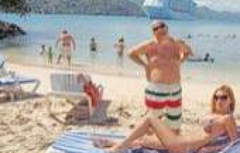 Asa s-a distrat Axinte in croaziera!