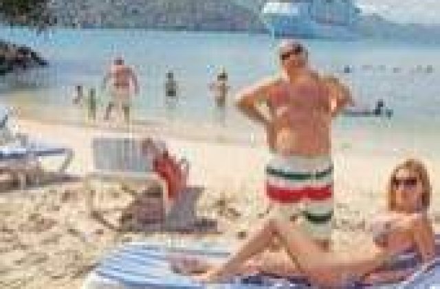 Asa s-a distrat Axinte in croaziera!