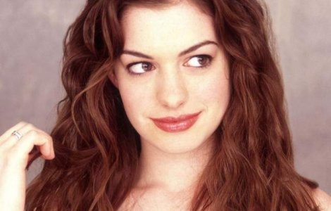 Anne Hathaway este insarcinata