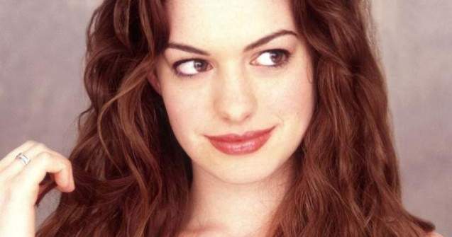 Anne Hathaway este insarcinata
