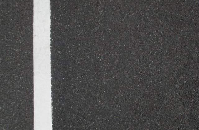 Restrictii de circulatie pe DN 57, din cauza caderilor de pietre de pe versanti