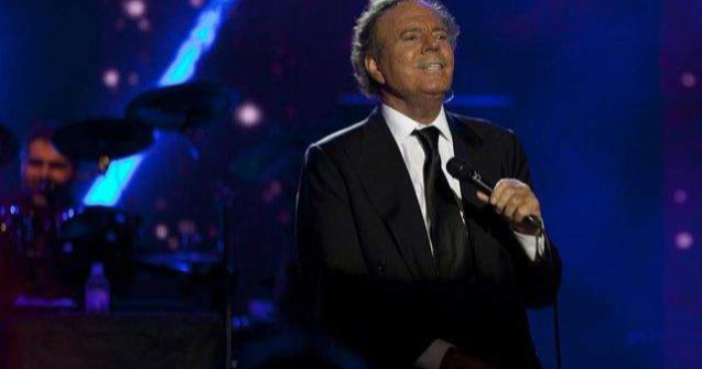 Mai multi sportivi celebri, intr-un videoclip al lui Julio Iglesias