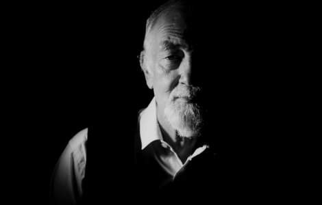 Studiu: Renuntarea totala la raporturile sexuale ar putea creste speranta de viata