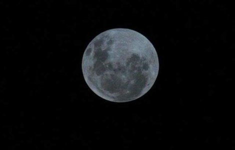 Agentia Spatiala Europeana vrea sa construiasca un "sat lunar"