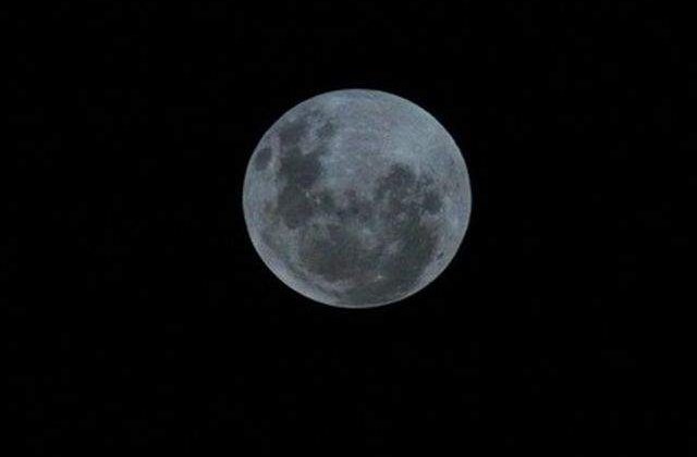 Agentia Spatiala Europeana vrea sa construiasca un "sat lunar" international