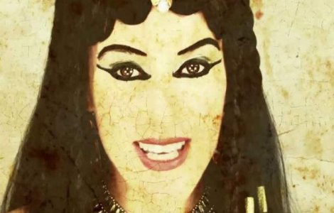 Un artist makeup a recreat trendurile in machiaj din ultimii 2.000 ani