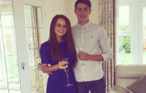 Au organizat o inmormantare falsa pentru prietenul lor. Uite motivul