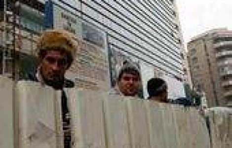 Romanii s-ar intoarce in tara pentru 1.000 &#8364;