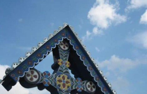  Top  Descopera-ti tara! Locul unic plin de culoare: Cimitirul Vesel