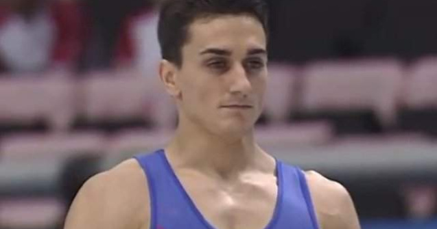 CM gimnastica: Marian Dragulescu, in finala la sarituri