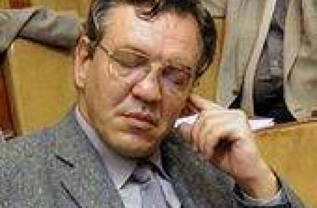 L-au pedepsit, dar l-au lasat in functie