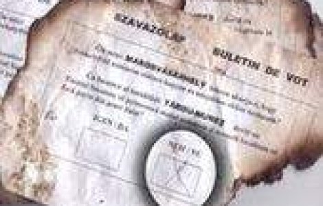 Buletinele de vot cu 'Nu' autonomiei maghiare au fost arse