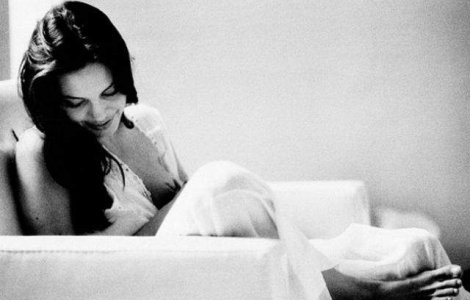  Top  Fotografii intime cu Angelina Jolie, facute de Brad Pitt