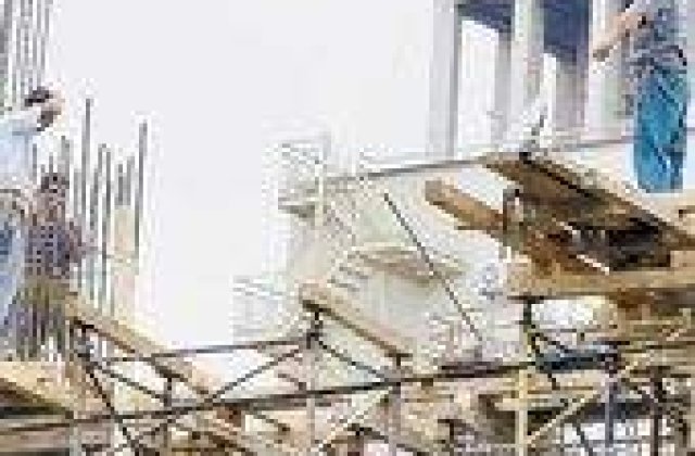 Casele se scumpesc si in 2008 din cauza muncitorilor lenesi