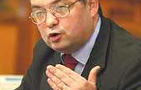 'Tariceanu, da banii inapoi!'