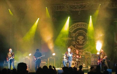 Incendiul de la Clubul Colectiv: Solistul trupei Goodbye to Gravity, in stare grava