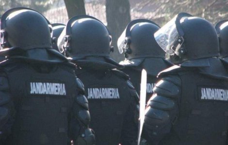 Bucurestenii, chemati la un miting pentru demisia lui Piedone