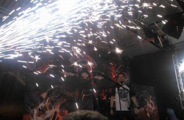 Psiholog: Nu exista legaturi intre muzica rock, Halloween si tragedia de la Colectiv