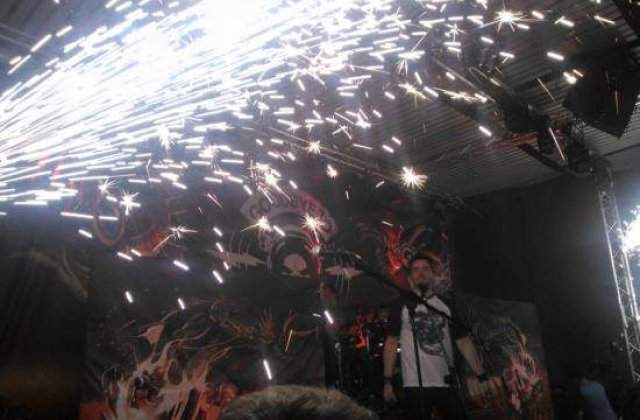 Psiholog: Nu exista legaturi intre muzica rock, Halloween si tragedia de la Colectiv