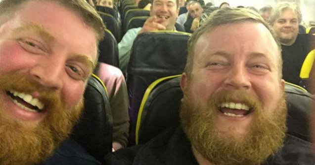 Cineva se asezase pe scaunul lui. Cand a vazut cine e, a ramas socat