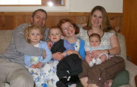  Top  Le vezi? Aparitiile care schimba pozele banale in imagini STRANII