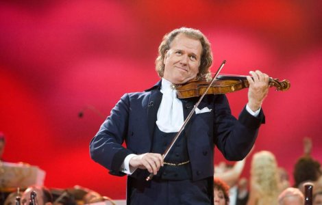 Bucuresti: Andre Rieu va face o donatie pentru victimele din Colectiv