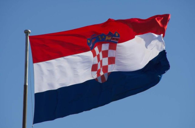 Croatii isi aleg Parlamentul pe fondul crizei migratiei
