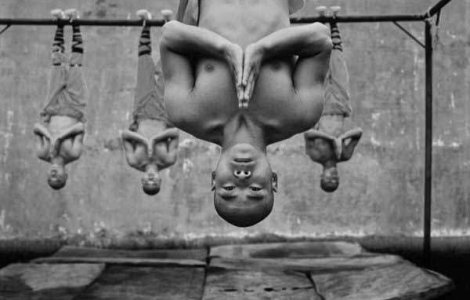  Top  Nu au limite! Cei mai puternici oameni din lume, in imagini care-ti taie respiratia