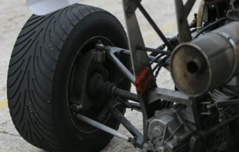 Lewis Hamilton, implicat intr-un accident rutier la Monaco