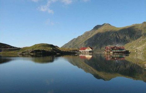  Top  Descopera-ti tara! Peisaj impresionant in Muntii Fagaras: Balea Lac