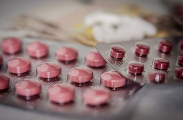 Sintofarm vrea sa renunte la productia de medicamente