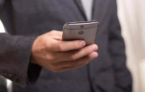 Manhattan: Lege federala privind accesul la datele smartphone-urilor, propusa de procuratura