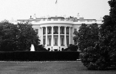 Gruparea Stat Islamic ameninta ca va comite un atac la Casa Alba