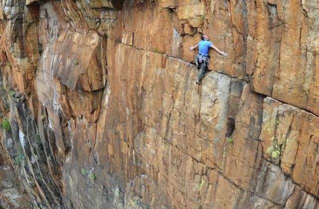 Curaj sau inconstienta? Dependenta de senzatii tari, in imagini senzationale