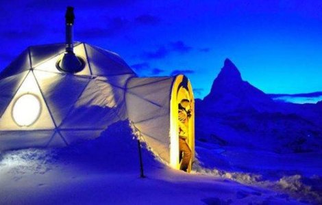  Top  TOP 8 cele mai bizare hoteluri din lume: grote, capsule si roboti