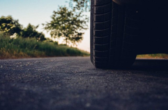 Ateliere de vulcanizare, amendate de RAR cu sute de mii de lei