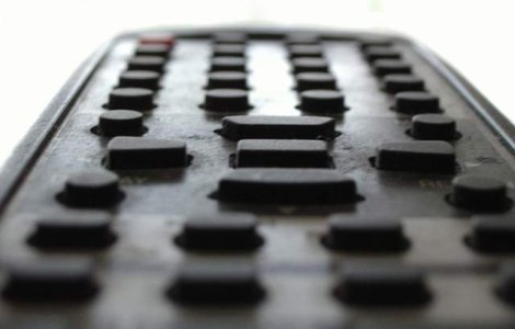 Un grup de 75 de parlamentari cere introducerea "Minutului de stiinta" in jurnalele de stiri