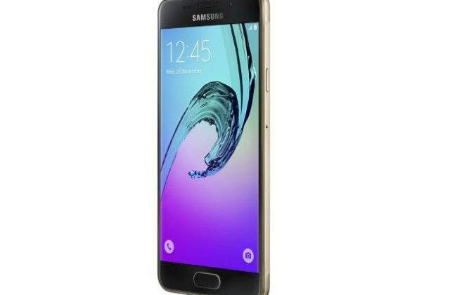 Samsung lanseaza seria de smartphone-uri Galaxy A