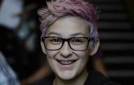  Video  Experiment: cum reactioneaza oamenii cand li se spune ca sunt frumosi