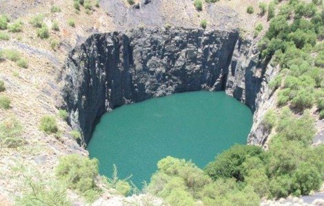  Top  Gropile impresionante de pe Terra, in imagini INCREDIBILE