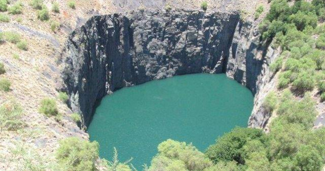  Top  Gropile impresionante de pe Terra, in imagini INCREDIBILE