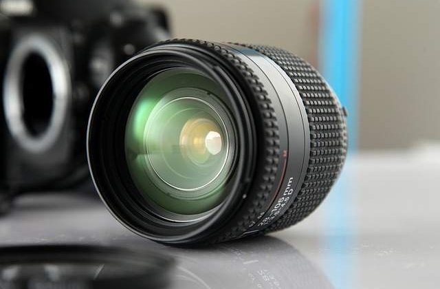 #FIND_US: Expozitia dedicata fotografilor afectati de tragedia din Colectiv, REPROGRAMATA
