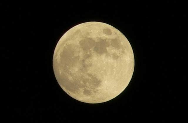 Eveniment inedit: Luna plina va fi vizibila de Craciun, pentru prima data in acest secol