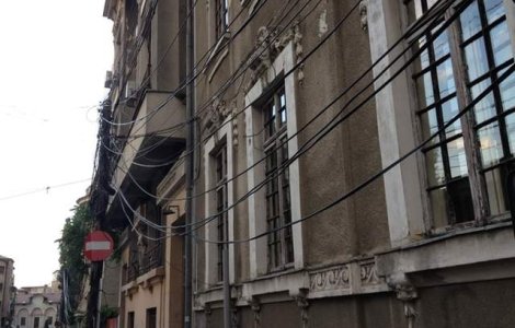 Primaria Capitalei:14 locatari din zona Eroilor, evacuati