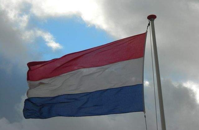 Olanda: Protest violent fata de construirea unui centru pentru solicitanti de azil